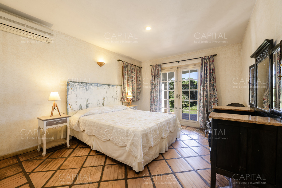 Casa ID.37138 - Casa en Venta de Tres Dormitorios en Playa Mansa