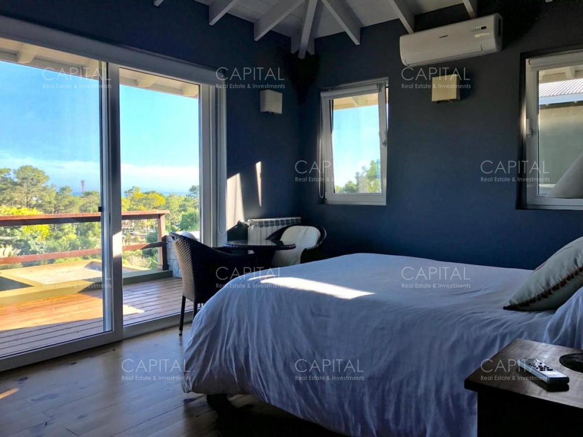 Casa ID.25894 - Espectacular casa en La Barra con gran parque con divina vista al  bosque  