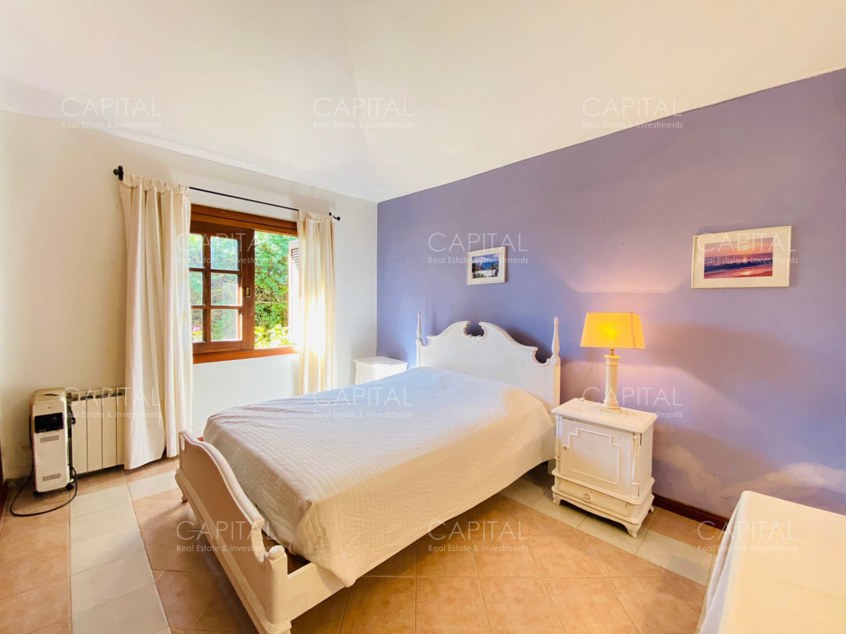 Casa ID.26103 - Casa Pinares con vista a la laguna en Venta