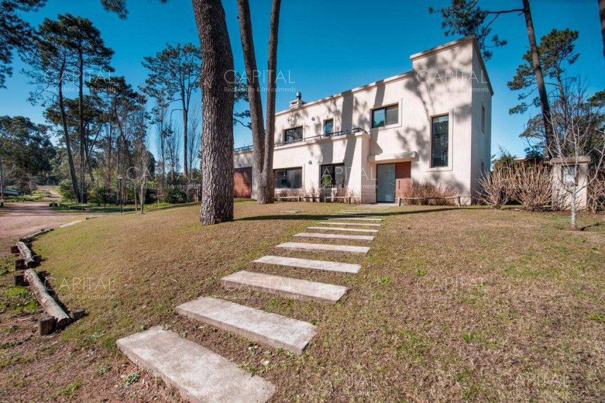 Casa ID.37117 - Casa en Venta Parque Pinares