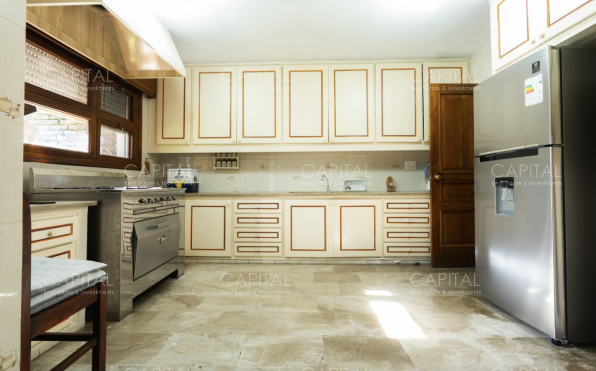 Casa ID.39114 - Mansion en Venta en Playa Mansa Punta del Este