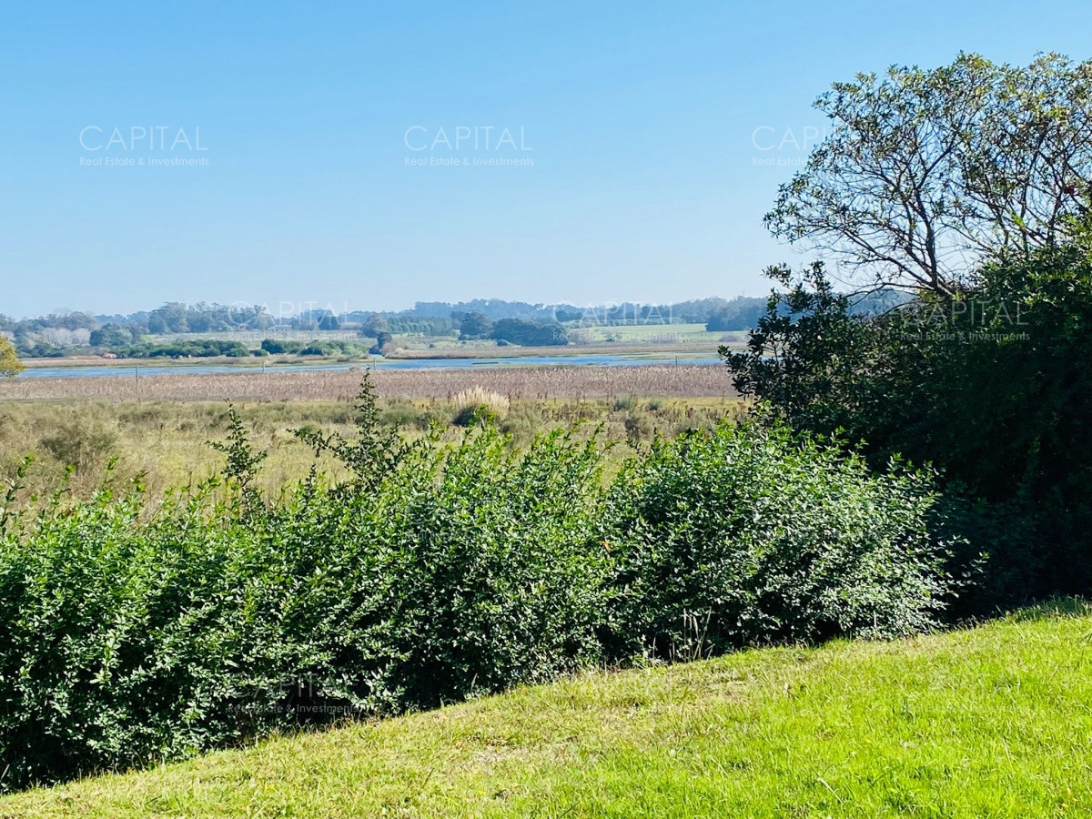 Casa ID.26103 - Casa Pinares con vista a la laguna en Venta