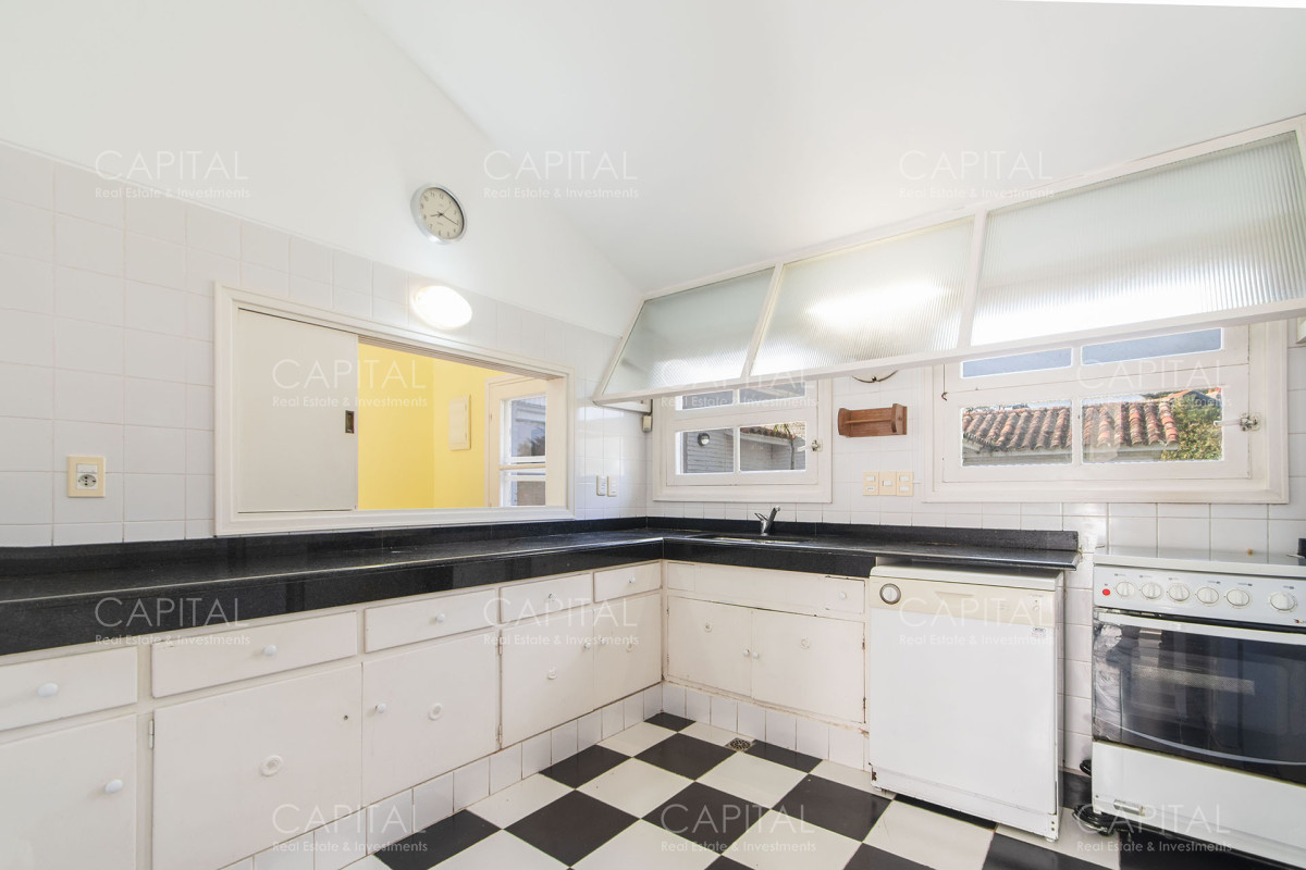 Casa ID.34876 - Casa de construccion tradicional en Playa Brava, Punta del Este en Venta