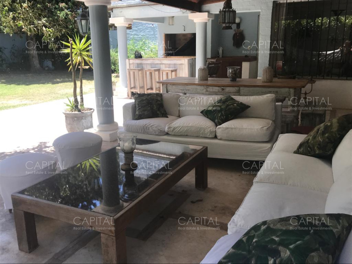 Casa ID.36999 - Casa con piscina en venta en Pleno corazón de La Barra
