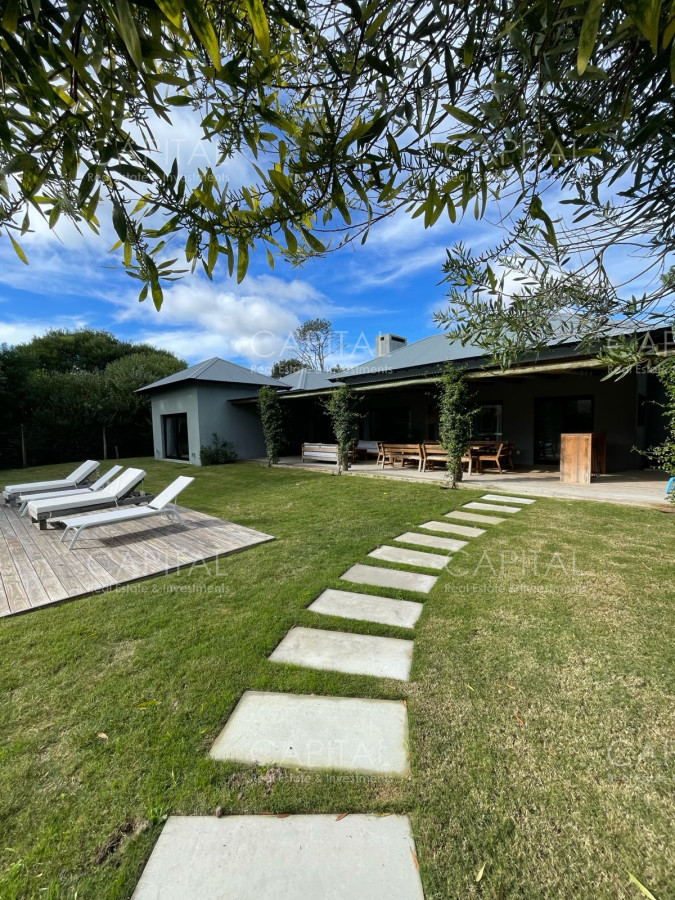 Casa ID.39173 - Casa de tres cuartos en el Barrio Cerrada Pinar del Faro Jose Ignacio