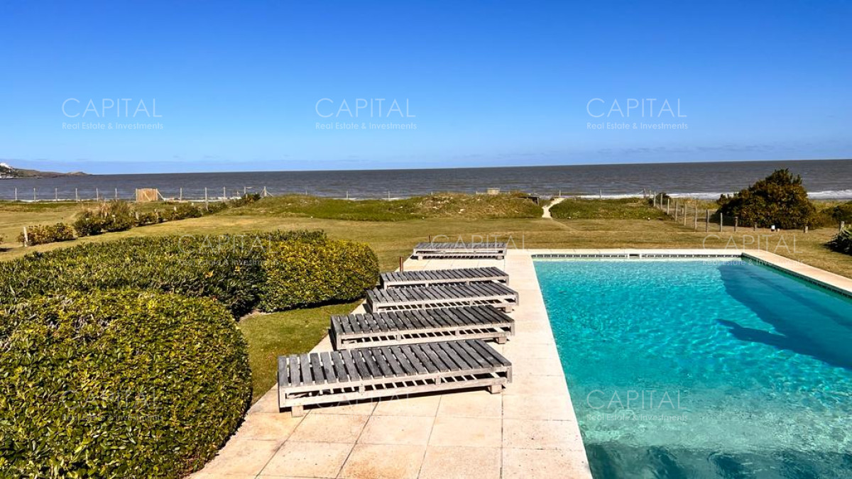 Casa ID.32806 - Casa sobre el Mar de Solanas Punta Ballena en Venta