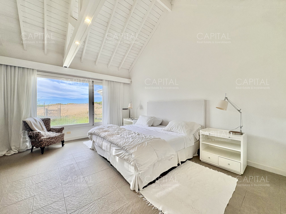 Casa ID.38582 - Casa primera fila en Barrio Club del Mar en Jose Ignacio