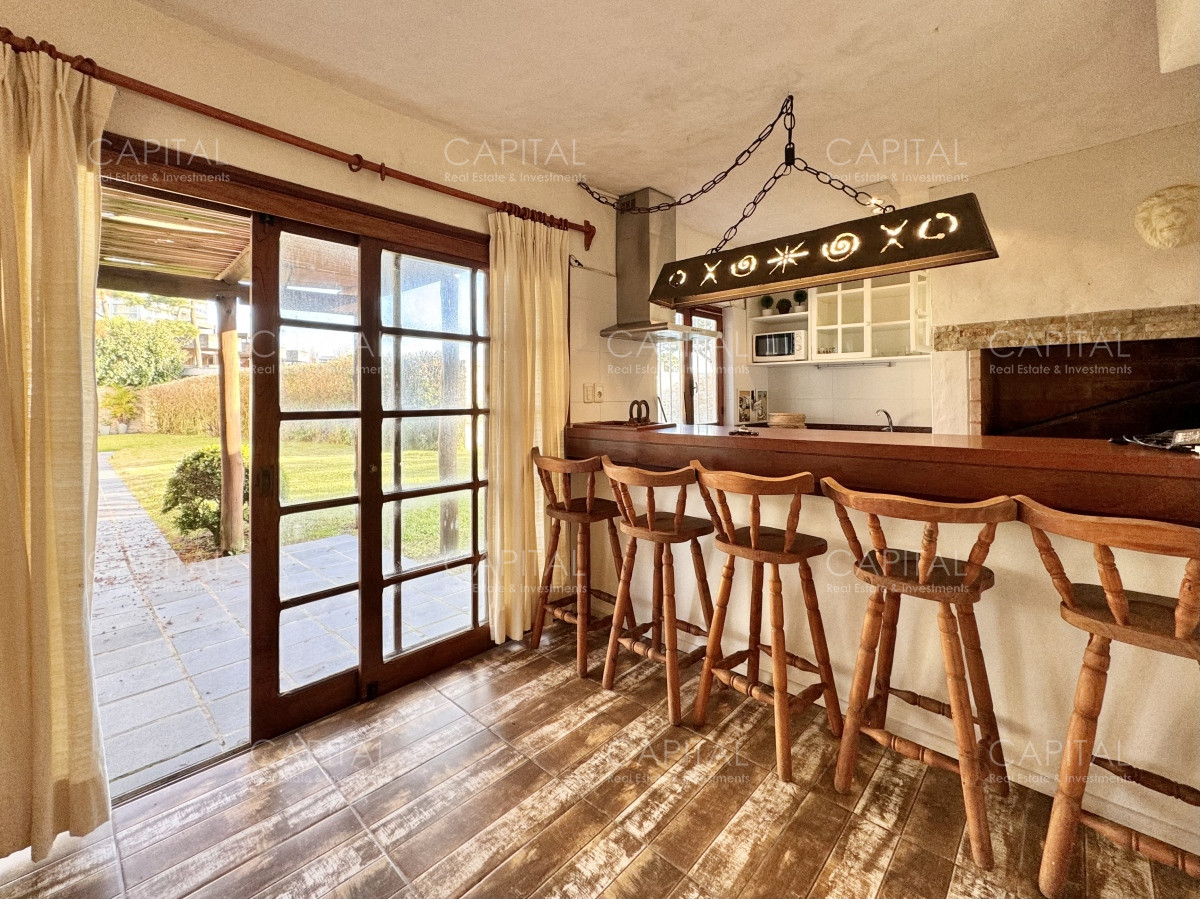 Casa ID.26110 - Casa en Venta en Playa Mansa de Punta del Este 