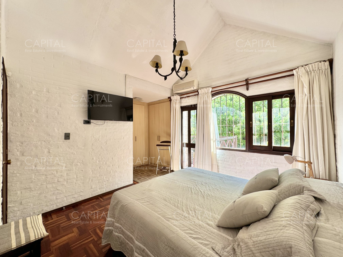 Casa ID.39224 - Casa de 3 dormitorios, piscina climatizada y barbacoa en venta y alquiler, Playa Mansa, Punta del Este.