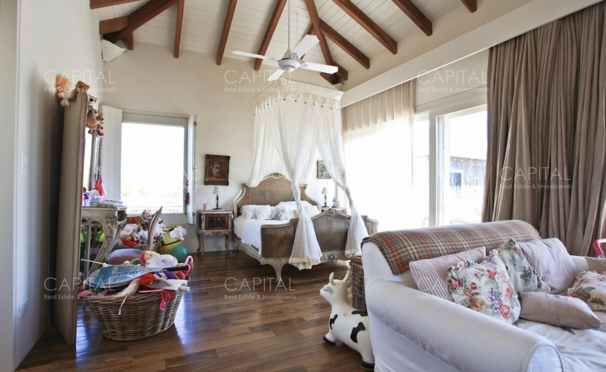 Casa ID.38493 - Espectacular casa sobre el mar en Punta Piedras Manantiales