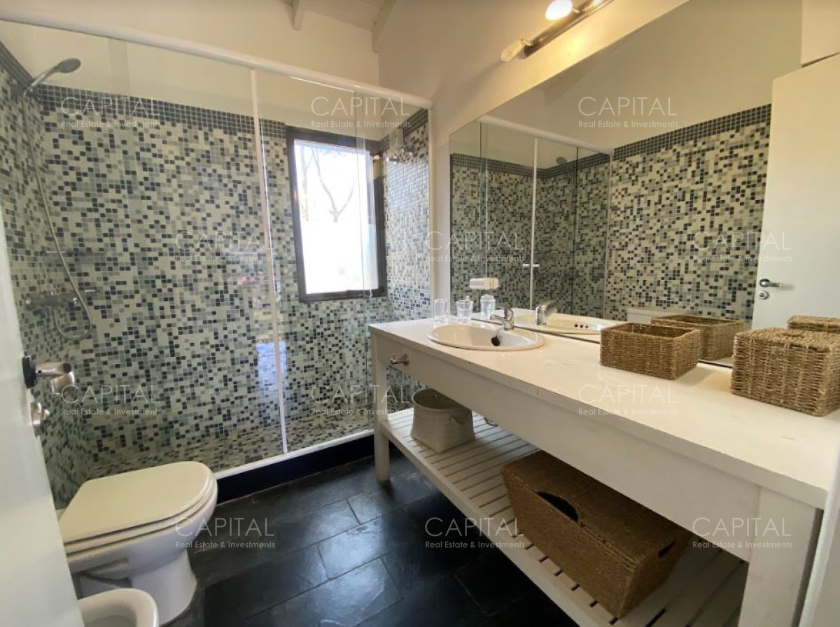 Casa ID.33426 - Excelente Casa en Alquiler 3 Dormitorios Pinares