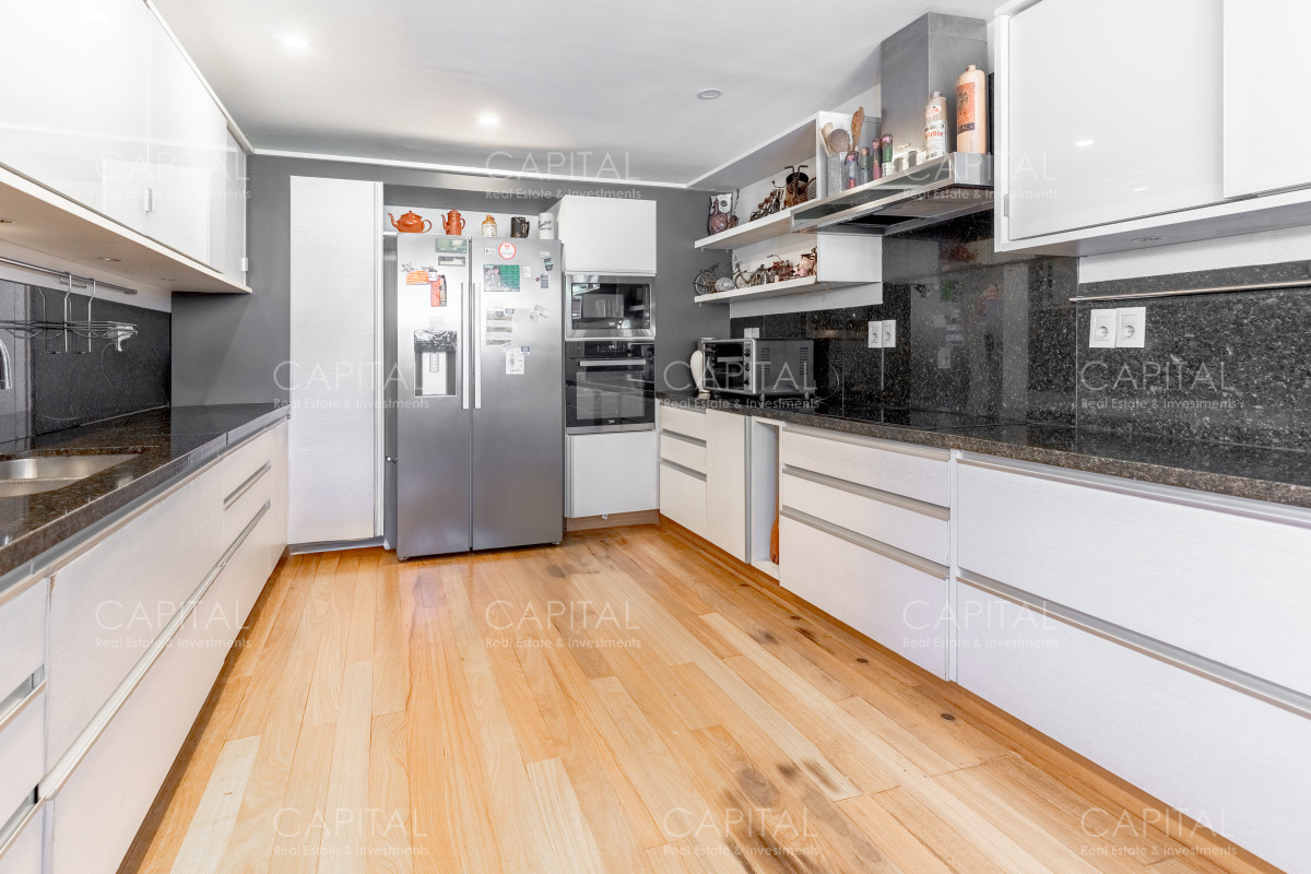 Casa ID.29753 - Venta de Magnífica casa en Rambla del Puerto de Punta del Este