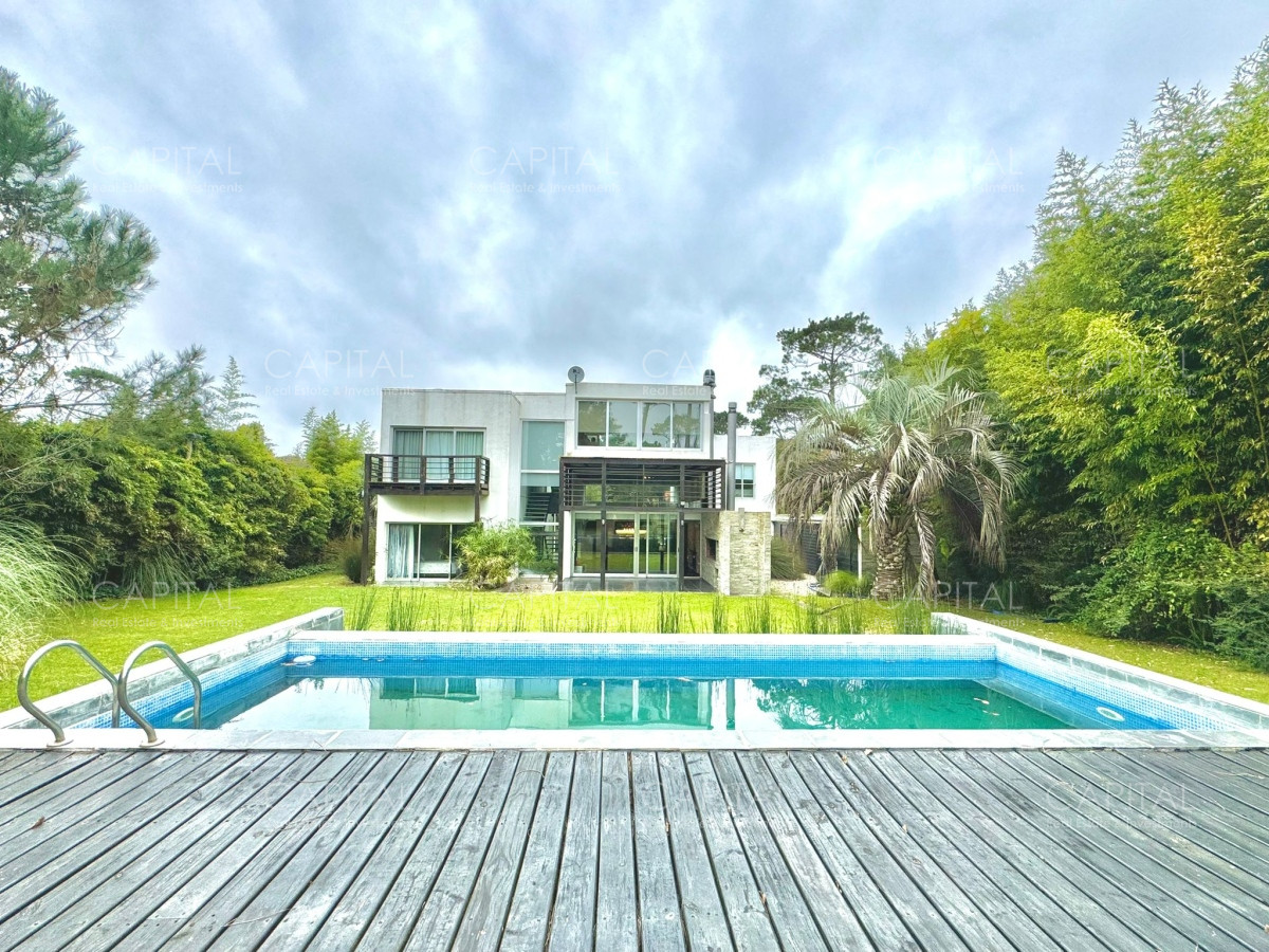 Casa ID.26234 - Moderna Casa San Rafael en Venta