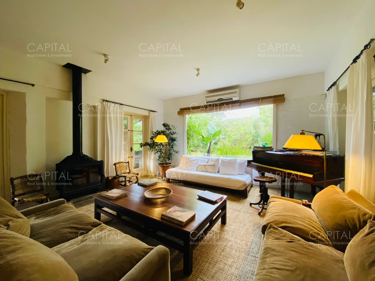 Casa ID.26087 - Casa En El Corazon de La Barra En Venta 