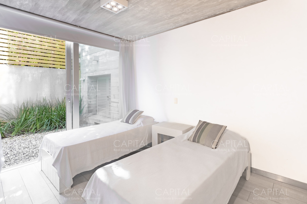 Casa ID.39001 - Moderna casa en venta en La Barra de la ruta al mar