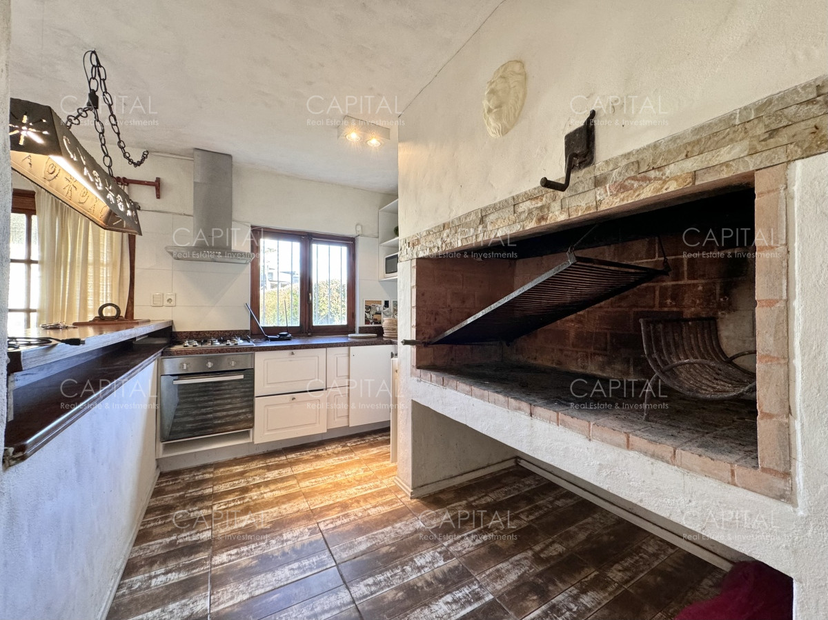 Casa ID.26110 - Casa en Venta en Playa Mansa de Punta del Este 