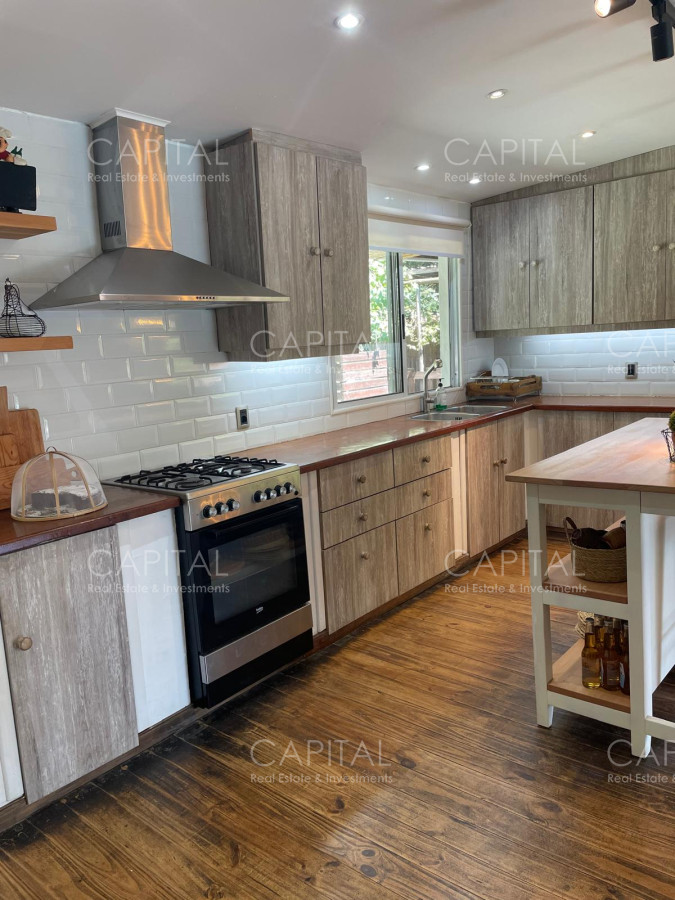 Casa ID.37880 - Casa en alquiler anual de tres dormitorios. La Barra