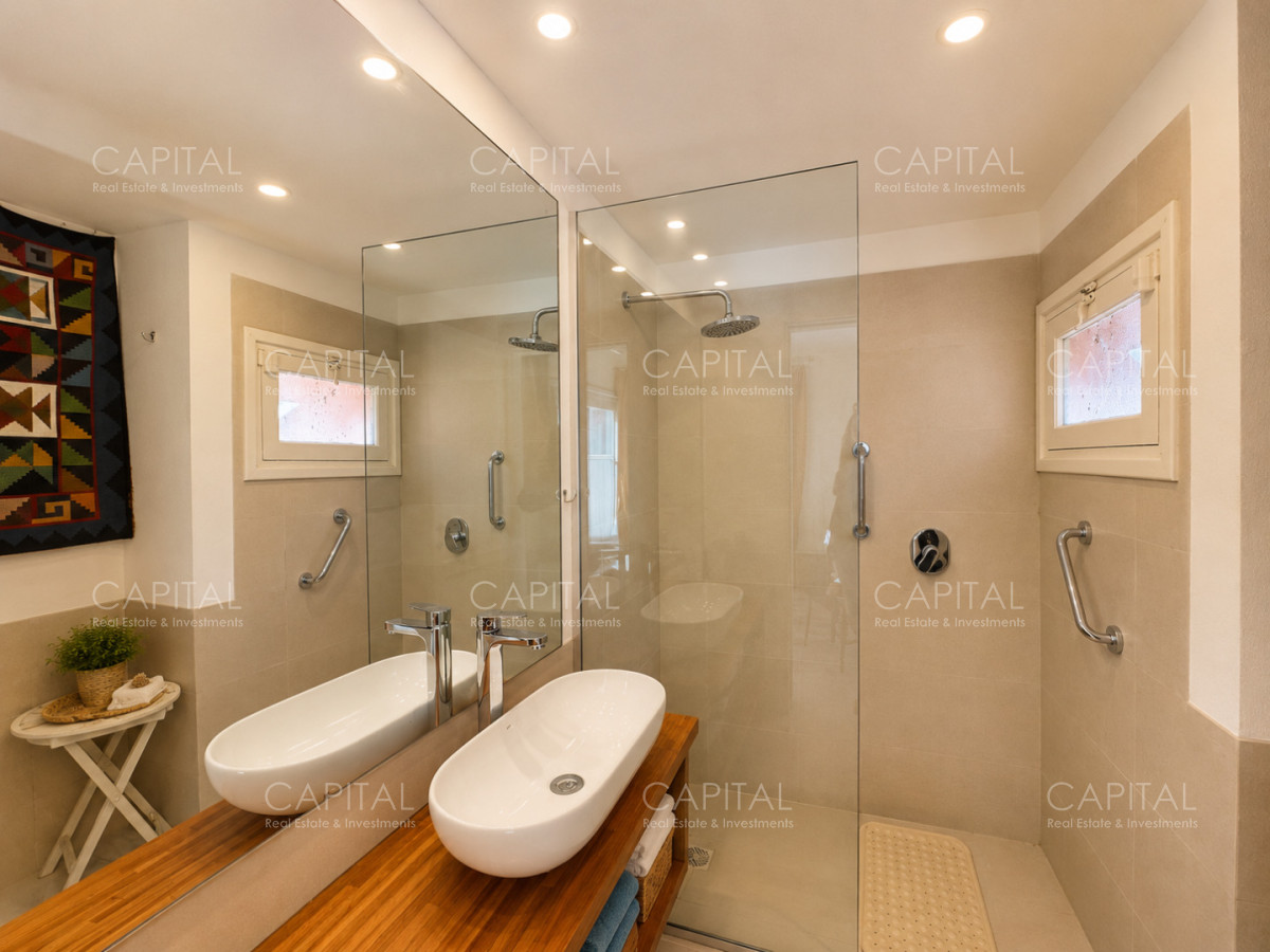 Casa ID.40507 - Casa en Venta de Cinco Dormitorios en San Rafael