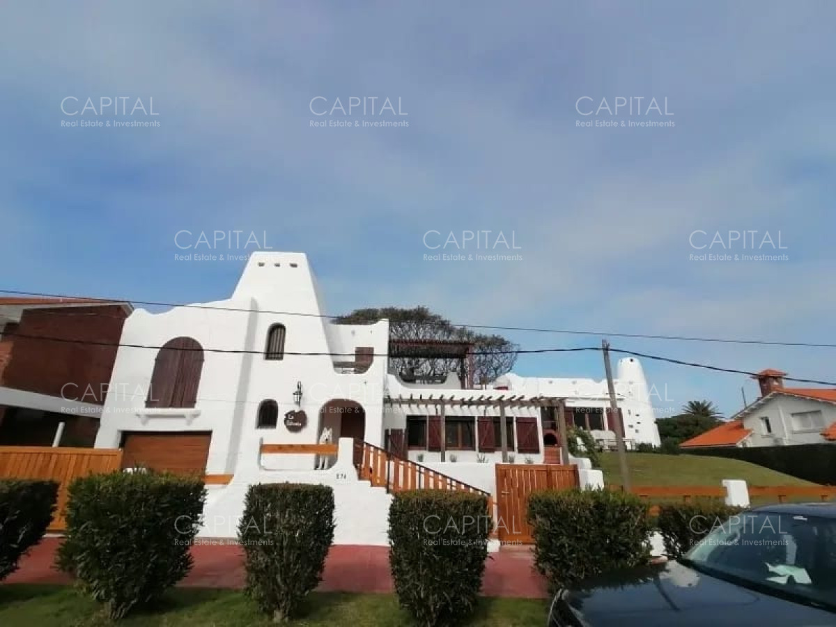 Casa ID.33325 - Casa en Venta Puerto de Punta del Este Península Frente al Mar Playa Mansa