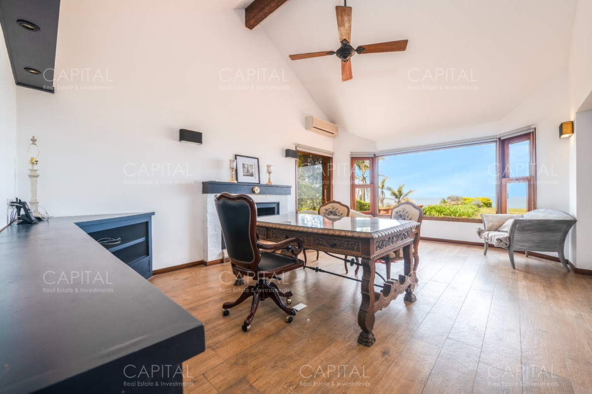 Exclusiva Casa Frente al Mar en Parada 28 de Playa Mansa, foto 4