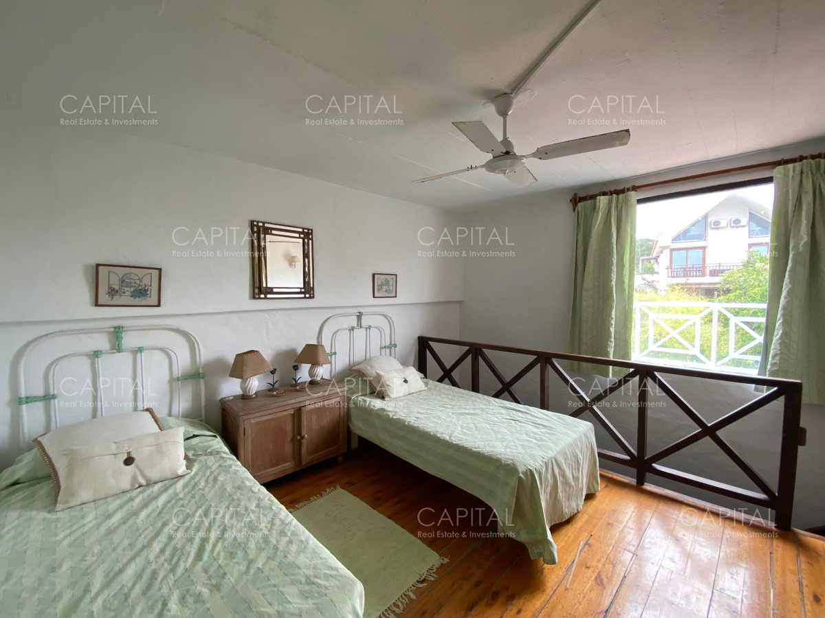 Casa ID.27148 - Casa En Venta Frente al Mar Playa Montoya