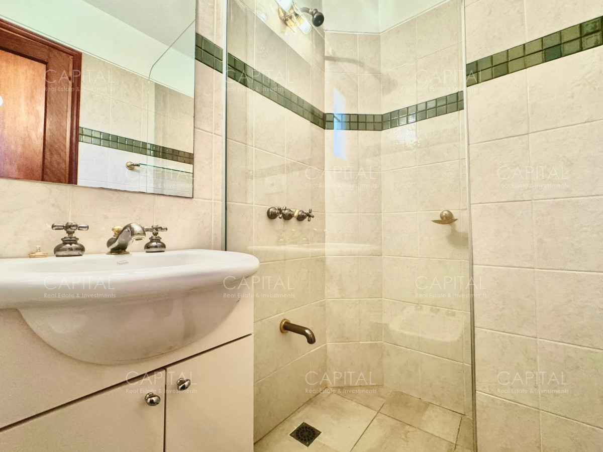 Casa ID.36764 - Residencia en Mansa 5 dormitorios + dependencia