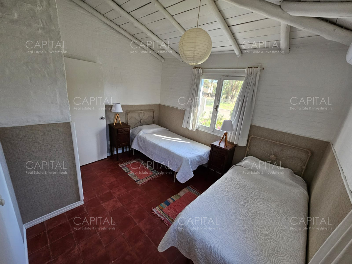 Casa ID.25481 - Casa tres dormitorios y servicio con jardín cercado, piscina climatizada en La Barra