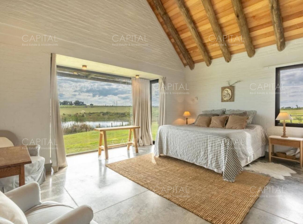 Casa ID.39618 - Casa de 5 dormitorios con piscina en barrio privado