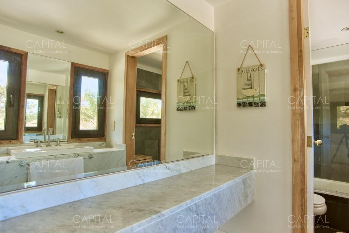 Casa ID.38195 - Entre el bosque y el océano – Refugio de diseño en Village del Faro