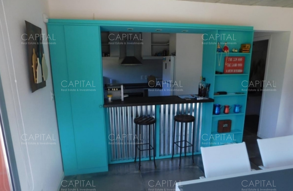 Casa ID.30088 - Muy buena casa en venta Construcción de muy buena calidad con pisos en porcelanato símil hormigón