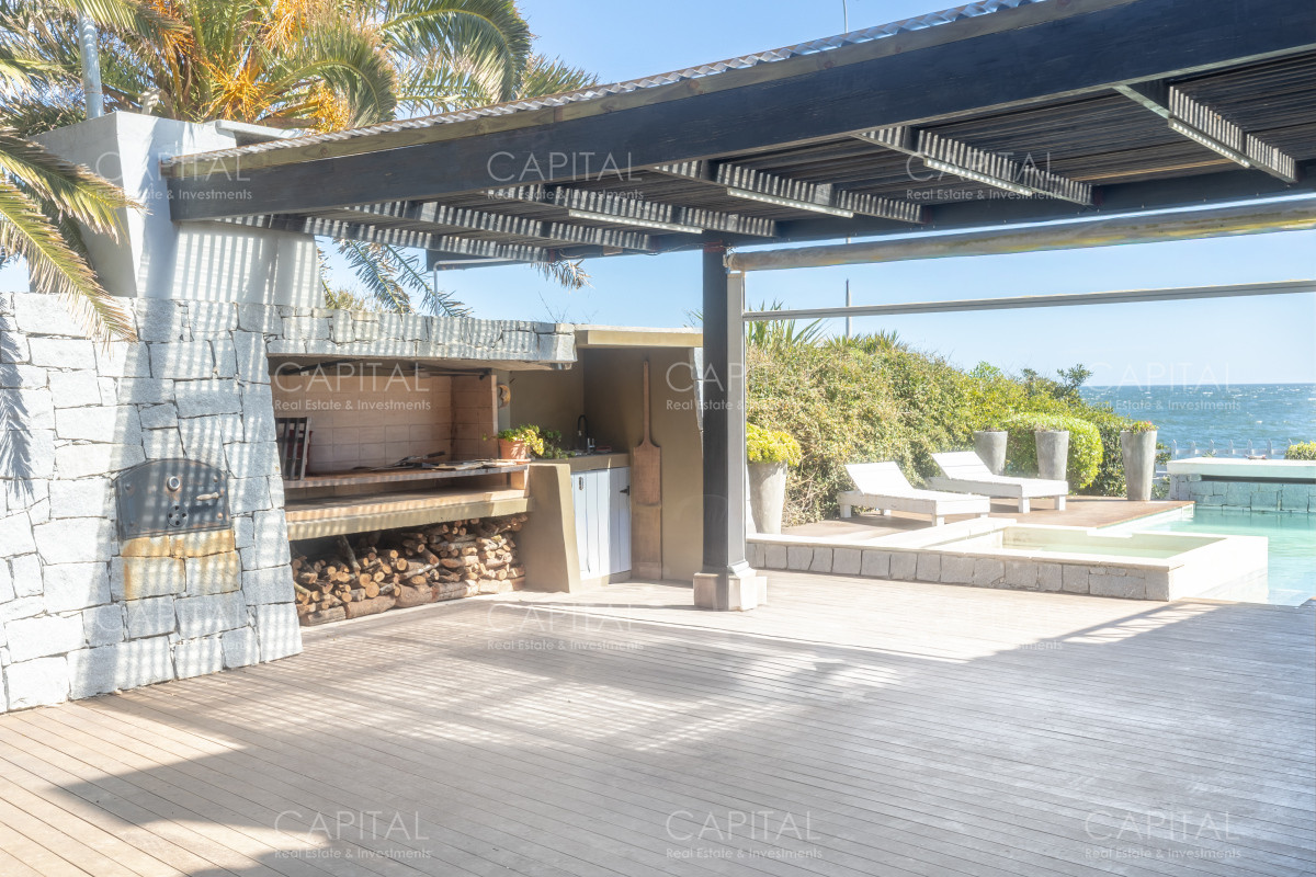 Casa ID.29753 - Venta de Magnífica casa en Rambla del Puerto de Punta del Este