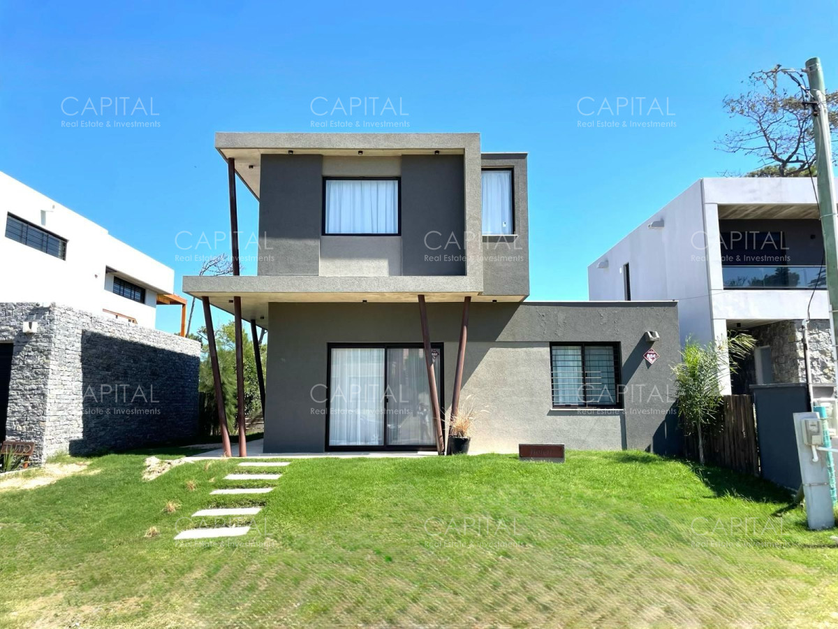 Casa ID.33890 - Casa en venta en Montoya a 1 cuadra del mar
