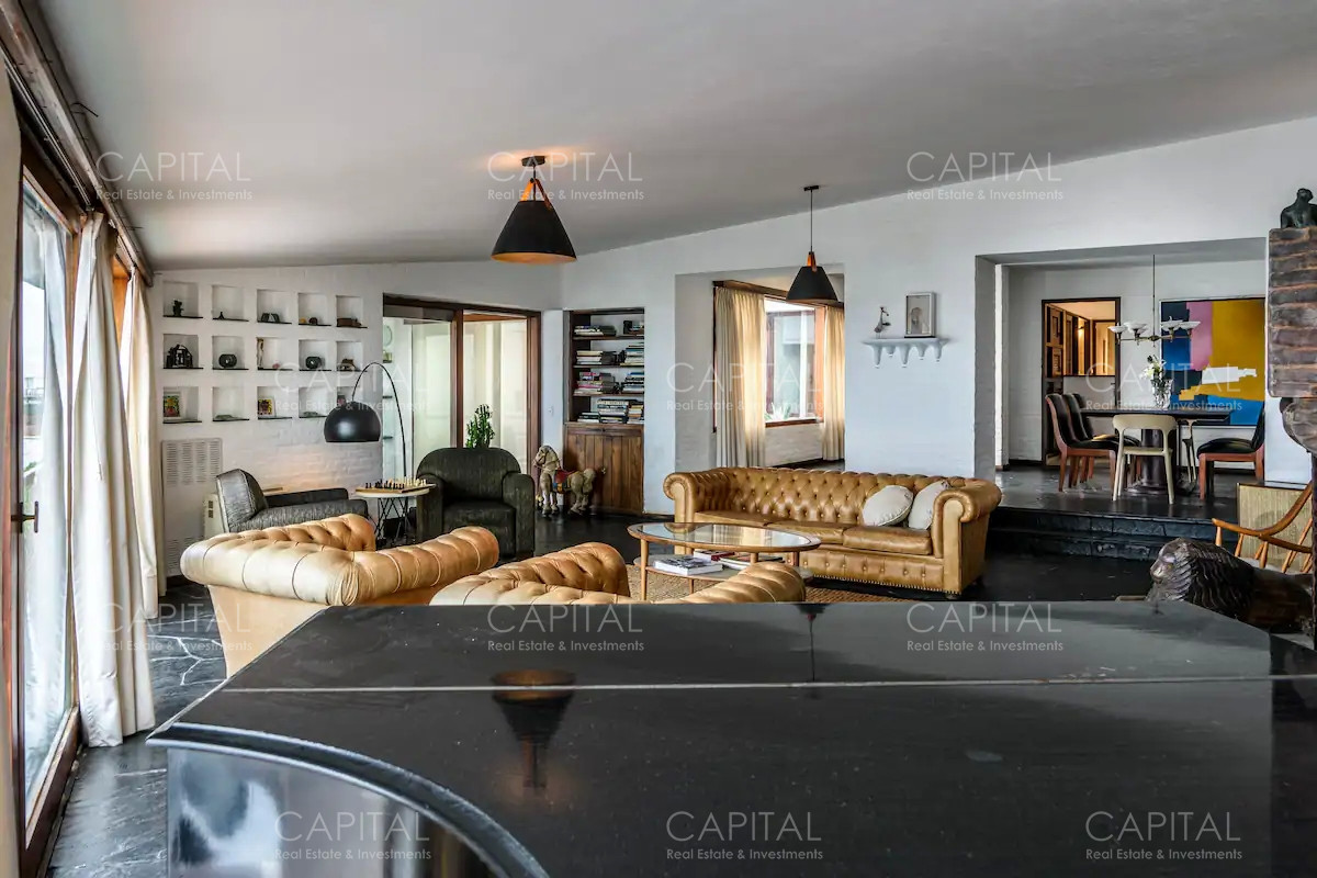 Casa ID.33629 - Casa de seis dormitorios en primera linea frente al mar en Península de Punta del Este