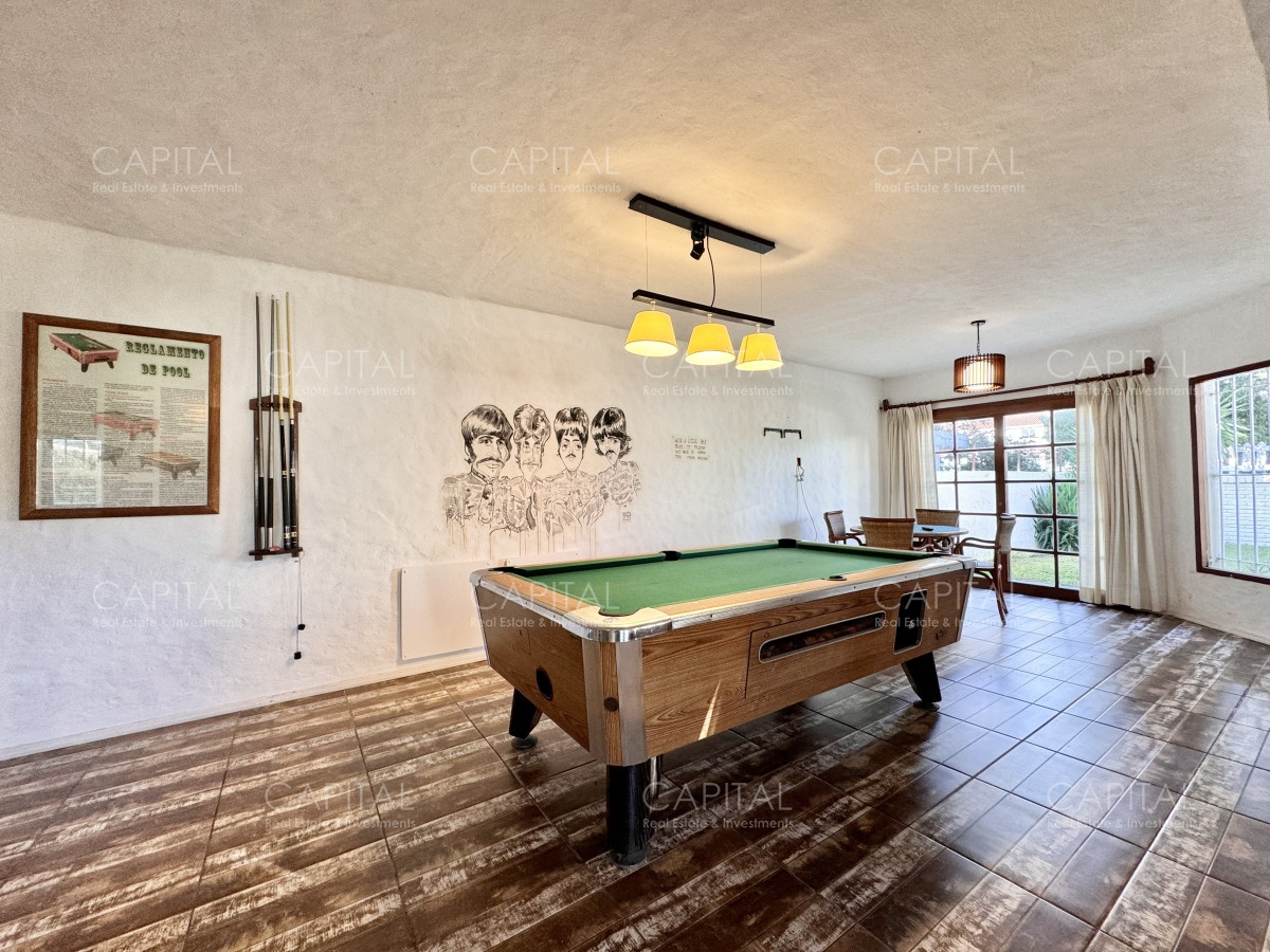 Casa ID.26110 - Casa en Venta en Playa Mansa de Punta del Este 