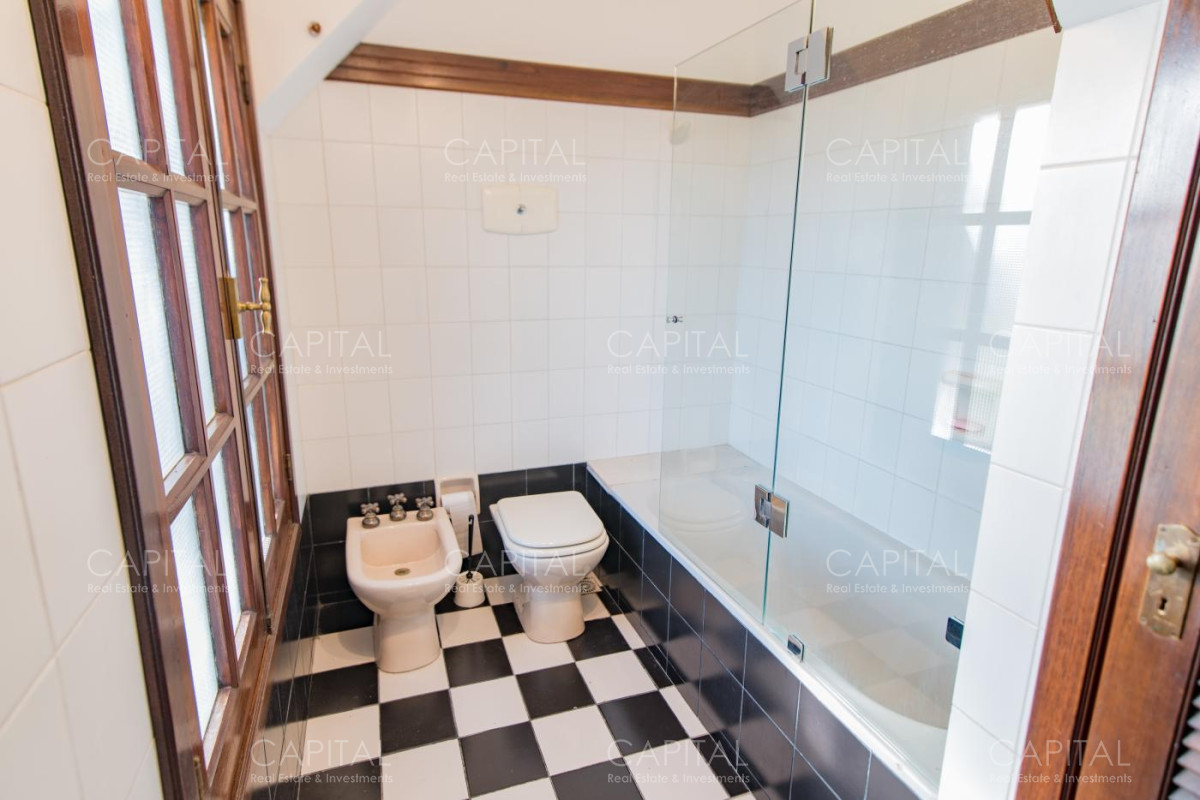 Casa ID.35548 - Espectacular casa en Venta en Beverly Hills