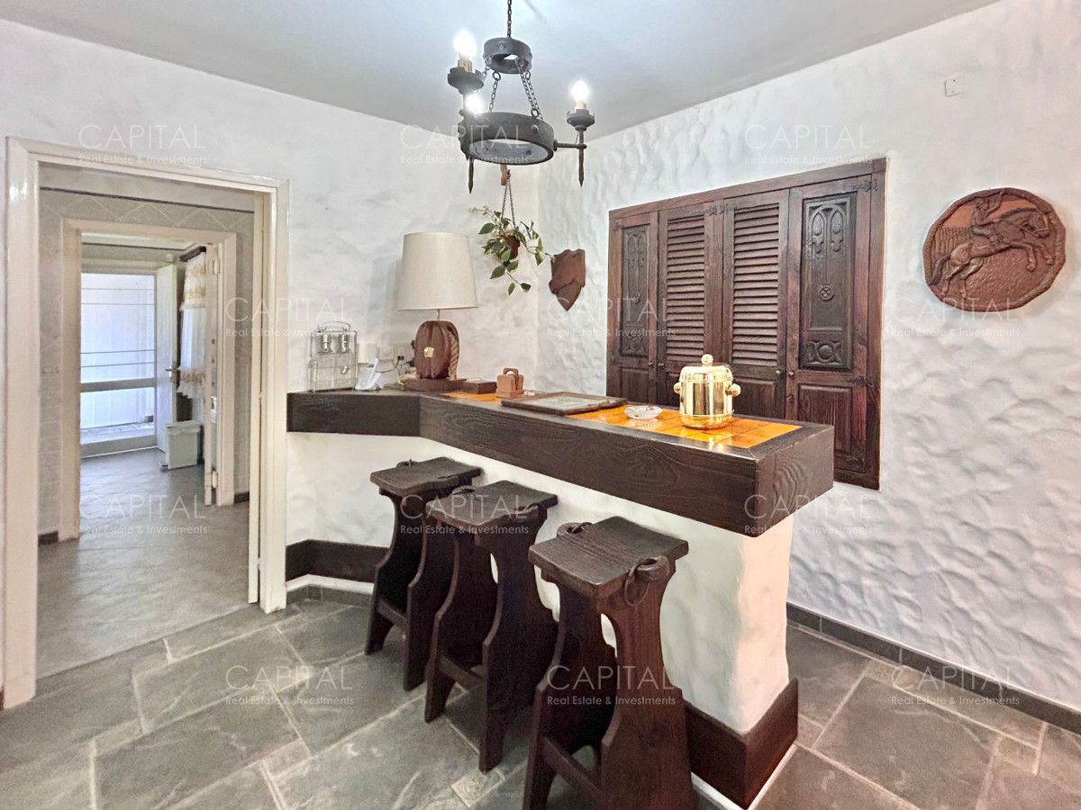 Casa ID.35451 - Importante casa en venta en Playa Mansa.