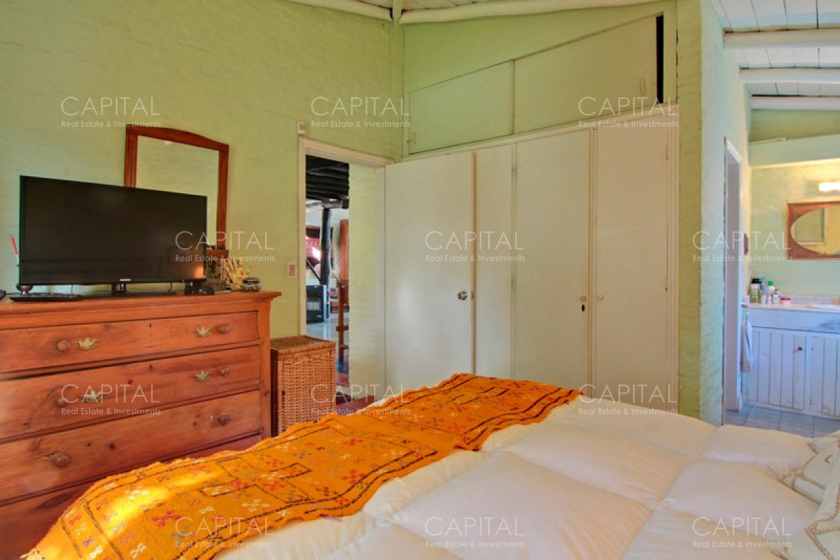 Casa ID.25481 - Casa tres dormitorios y servicio con jardín cercado, piscina climatizada en La Barra