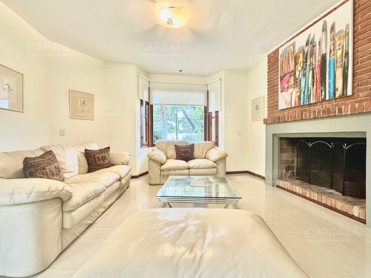 Casa ID.36764 - Residencia en Mansa 5 dormitorios + dependencia