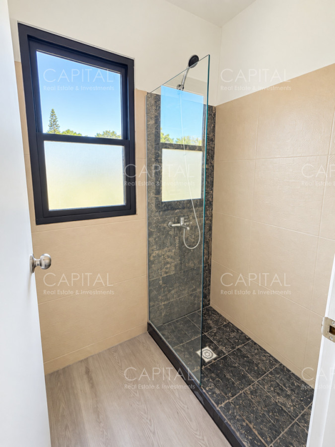 Casa ID.40696 - Casa en venta en El Tesoro La Barra a 1 cuadra de Ruta 10