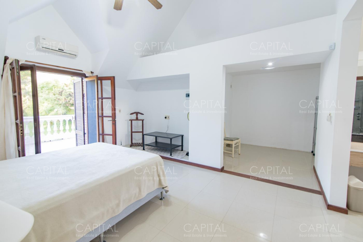 Casa ID.35548 - Espectacular casa en Venta en Beverly Hills