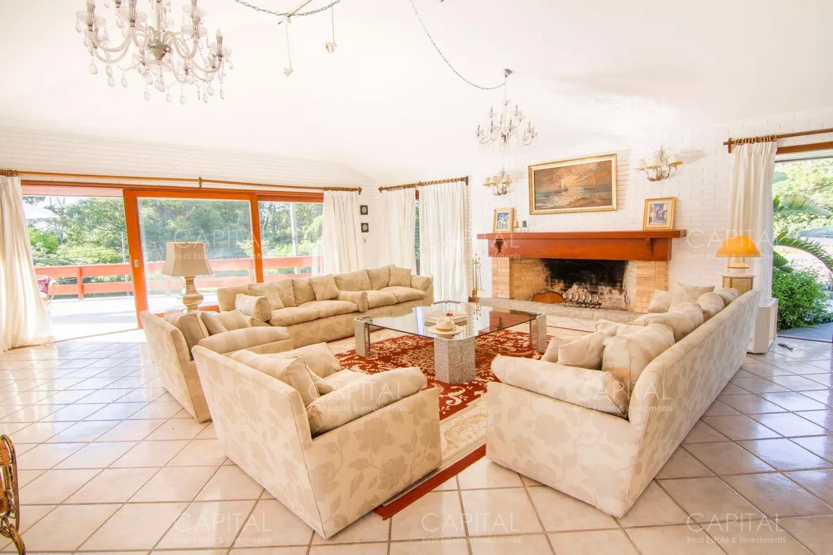 Casa ID.35380 - Casa en venta en Playa Mansa