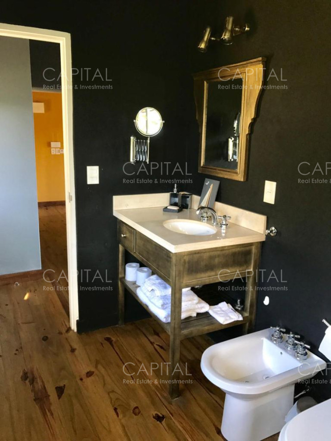 Casa ID.25894 - Espectacular casa en La Barra con gran parque con divina vista al  bosque  