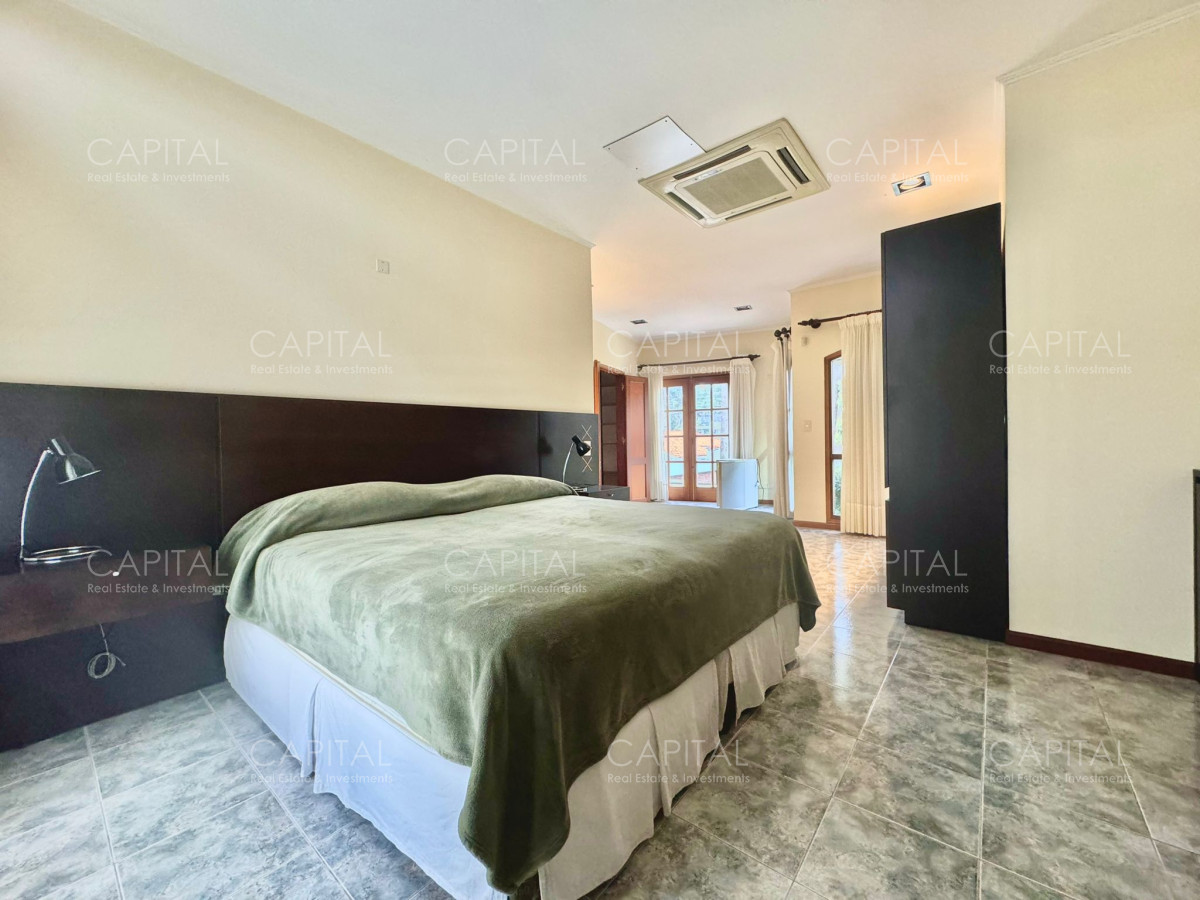 Casa ID.36764 - Residencia en Mansa 5 dormitorios + dependencia