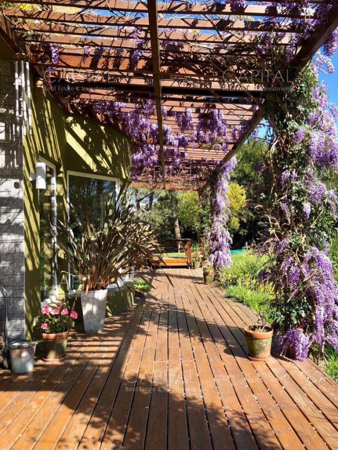 Casa ID.25894 - Espectacular casa en La Barra con gran parque con divina vista al  bosque  