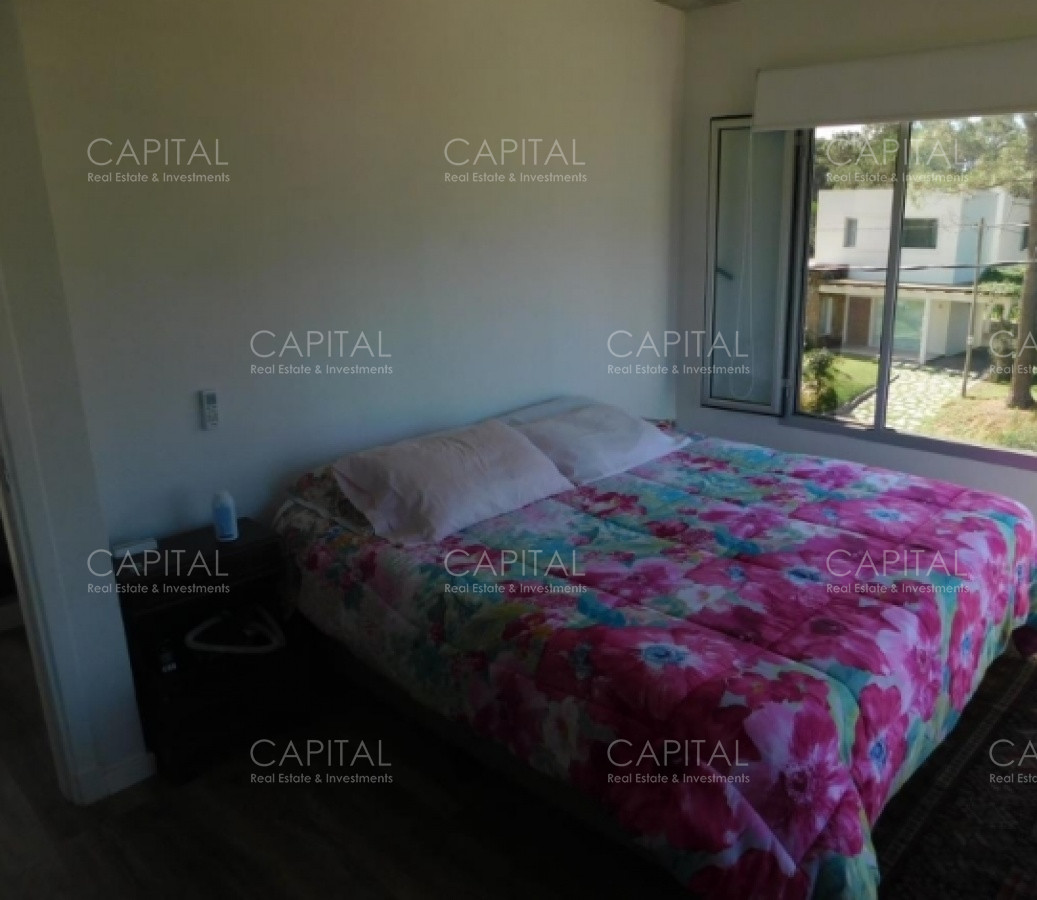 Casa ID.30088 - Muy buena casa en venta Construcción de muy buena calidad con pisos en porcelanato símil hormigón
