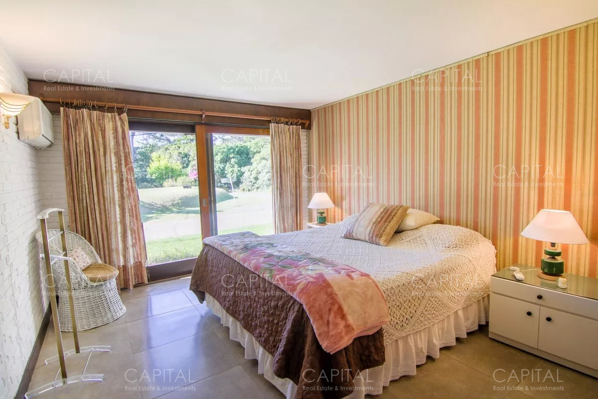 Casa ID.35380 - Casa en venta en Playa Mansa