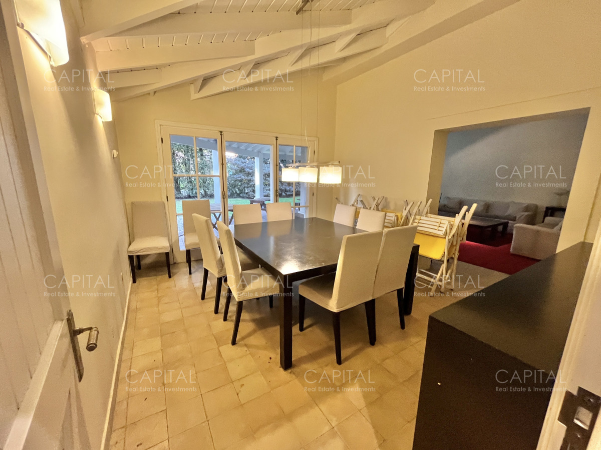 Casa ID.28358 - Casa en Venta Barrio Laguna Blanca Punta del Este Cinco Dormitorios