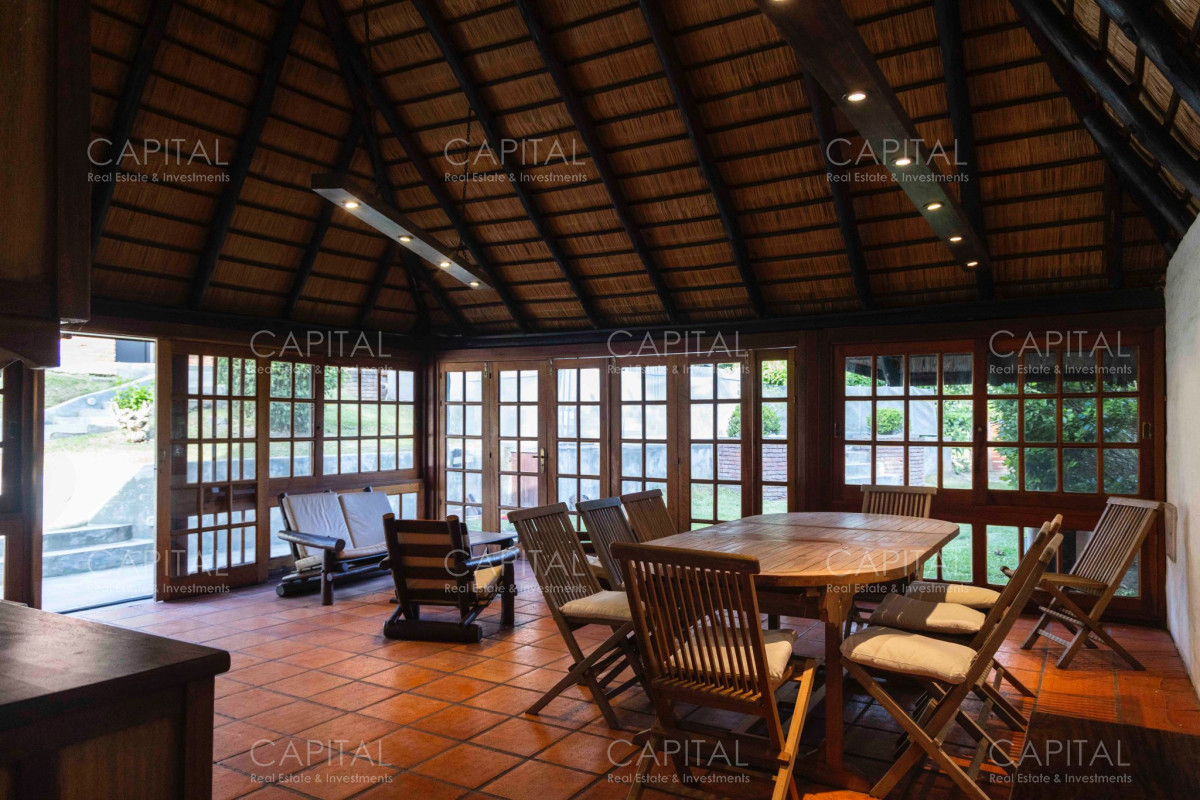 Casa ID.37788 - Casa de tres dormitorios y servicio en Venta en Pinares