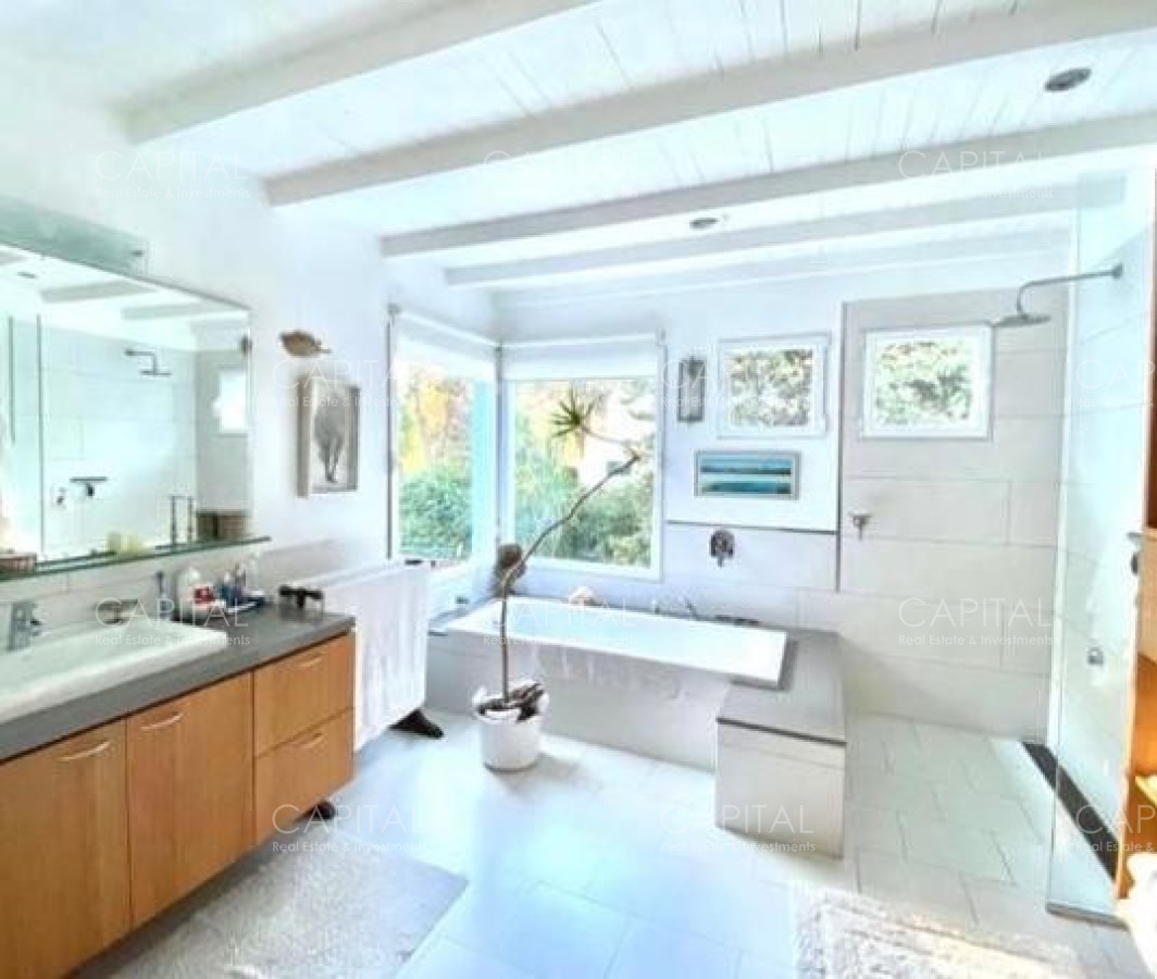 Casa ID.36999 - Casa con piscina en venta en Pleno corazón de La Barra