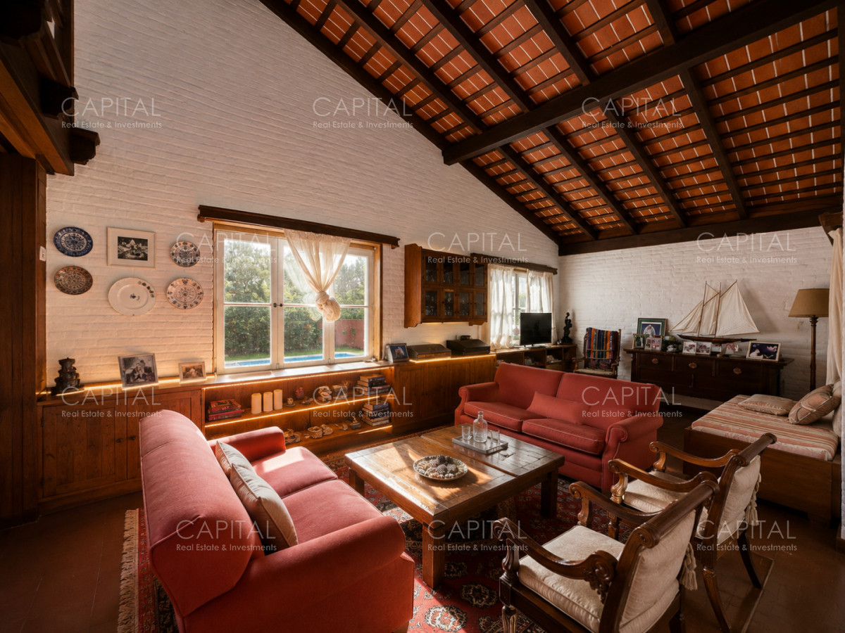 Casa ID.40507 - Casa en Venta de Cinco Dormitorios en San Rafael
